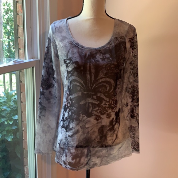 Sheer fleur de lis top - Picture 2 of 5